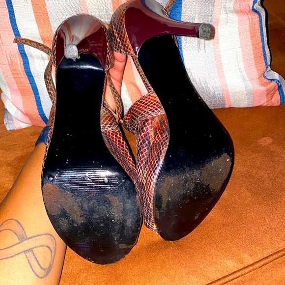 DATE NIGHT PUMPS - Picture 3 of 3